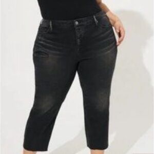 NEW Torrid crop boyfriend straight classic denim mid rise jeans plus size 24